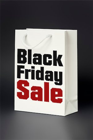 simsearch:400-08772748,k - An image of a white shopping bag black friday sale Foto de stock - Super Valor sin royalties y Suscripción, Código: 400-08772772
