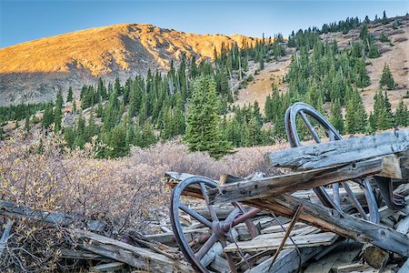 ruins of gold mine near Mosquito Pass in Rocky Mountains, Colorado - parts of aerial tramway used to transport gold ore Stock Photo - Budget Royalty-Free & Subscription, Code: 400-08773305