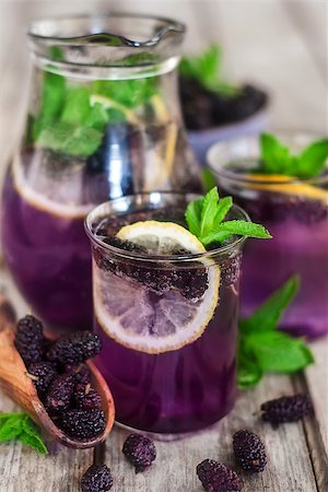 simsearch:400-07555096,k - Homemade refreshing mulberry lemonade with lemon and mint Stock Photo - Budget Royalty-Free & Subscription, Code: 400-08788005