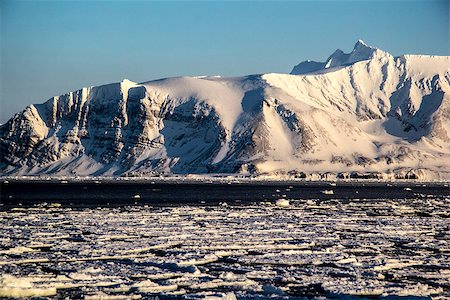 simsearch:400-05361285,k - Greatest view from Arctic. Photographie de stock - Aubaine LD & Abonnement, Code: 400-08796849