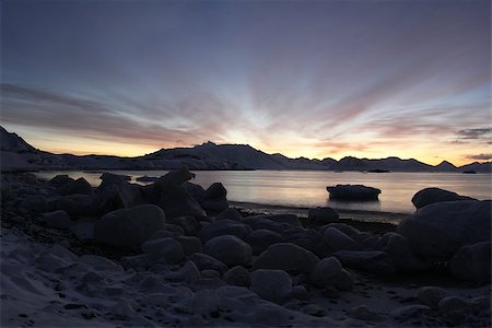 simsearch:400-05361285,k - Arctic views in south Spitsbergen. Around the fjord Hornsund.. Photographie de stock - Aubaine LD & Abonnement, Code: 400-08791306