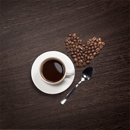 simsearch:400-05382322,k - Top view of coffee attributes on a wooden background Stockbilder - Microstock & Abonnement, Bildnummer: 400-08792943