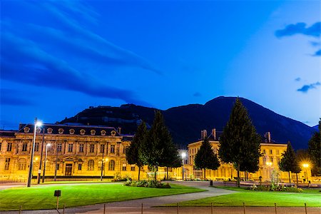 simsearch:400-08777411,k - Place de Verdun in Grenoble. Grenoble, Auvergne-Rhone-Alpes, France Stock Photo - Budget Royalty-Free & Subscription, Code: 400-08808624