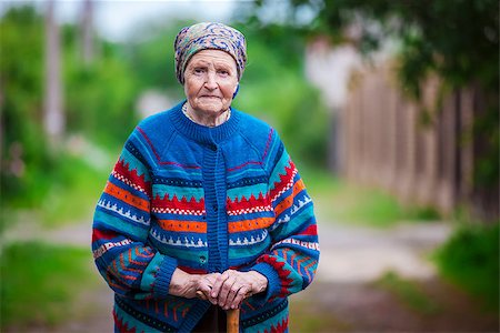 Portrait of an aged woman outdoors Stock Photo - Budget Royalty-Free & Subscription, Code: 400-08809018