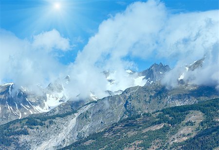 simsearch:400-08817566,k - Summer mountain sunshiny landscape with snow on mount top  (Alps, Switzerland) Photographie de stock - Aubaine LD & Abonnement, Code: 400-08816266