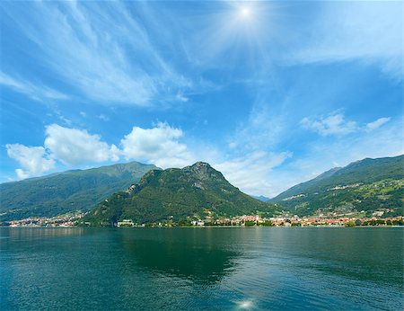 simsearch:400-08817566,k - Lake Como (Italy) summer sunshiny view from ship board Photographie de stock - Aubaine LD & Abonnement, Code: 400-08816267