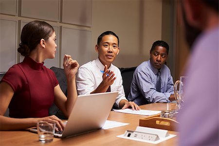 simsearch:400-08838985,k - Business colleagues in discussion at a meeting, close up Stock Photo - Budget Royalty-Free & Subscription, Code: 400-08838883