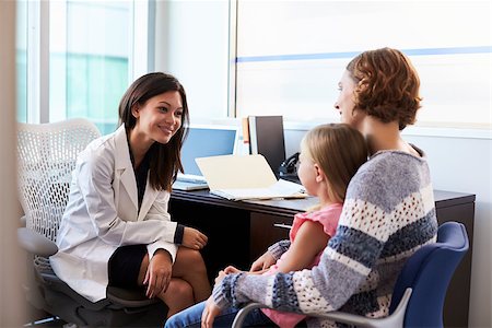simsearch:400-04021788,k - Pediatrician Meeting With Mother And Child In Hospital Stock Photo - Budget Royalty-Free & Subscription, Code: 400-08839442