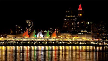 spheres in landmarks - Vancouver City, Downtown,  night time,   Tower Illuminated with Christmass stile Stock Photo - Budget Royalty-Free & Subscription, Code: 400-08833456