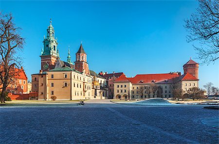 Yard square of Wawel castle in Krakow old town Poland sunny winter morning panorama landscape, Stock Photo - Budget Royalty-Free & Subscription, Code: 400-08864286