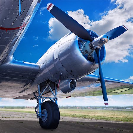 simsearch:400-08864596,k - propeller of an aircraft against the sky Stock Photo - Budget Royalty-Free & Subscription, Code: 400-08861187