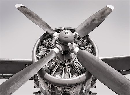 simsearch:400-08864596,k - engine of an old aircraft Stock Photo - Budget Royalty-Free & Subscription, Code: 400-08861442