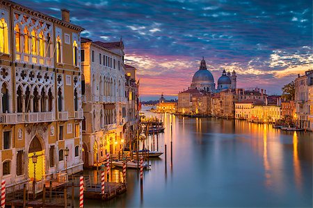 simsearch:400-08777411,k - Cityscape image of Grand Canal in Venice, with Santa Maria della Salute Basilica in the background. Stock Photo - Budget Royalty-Free & Subscription, Code: 400-08861979