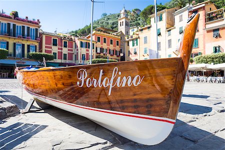 simsearch:400-07212378,k - The name of the famous Portofino town in Italy on a boatside - landmark sign, no copyright Foto de stock - Royalty-Free Super Valor e Assinatura, Número: 400-08862906