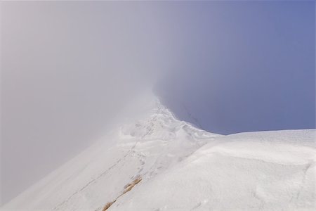 simsearch:400-07309307,k - mountain landscape in winter. The Fagaras Mountains, Romania Stockbilder - Microstock & Abonnement, Bildnummer: 400-08863180
