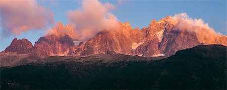 simsearch:400-08887795,k - Alpes peaks in Chamonix area. Chamonix, Auvergne-Rhone-Alpes, France. Stock Photo - Budget Royalty-Free & Subscription, Code: 400-08887787