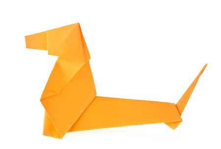 simsearch:400-09170569,k - Orange Dachshund dog of origami, isolated on white background Foto de stock - Super Valor sin royalties y Suscripción, Código: 400-08888435