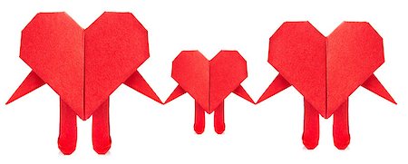 simsearch:400-09170569,k - Family of red heart origami, isolated on white background. Foto de stock - Super Valor sin royalties y Suscripción, Código: 400-08888436