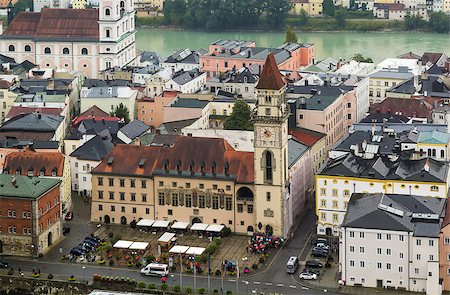view of Altes Rathaus (Old Town Hall) in Passau, Germany Foto de stock - Royalty-Free Super Valor e Assinatura, Número: 400-08888961