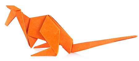 simsearch:400-09170569,k - Orange kangaroo of origami, isolated on white background Foto de stock - Super Valor sin royalties y Suscripción, Código: 400-08890041
