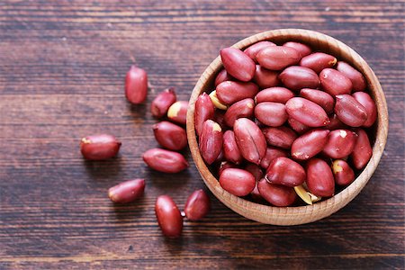 simsearch:400-04846153,k - organic peeled nuts peanut on a wooden background Stock Photo - Budget Royalty-Free & Subscription, Code: 400-08890750