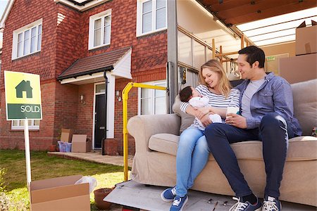 family with sold sign - Family With Sofa On Tail Lift Of Removal Truck Moving Home Stock Photo - Budget Royalty-Free & Subscription, Code: 400-08938278