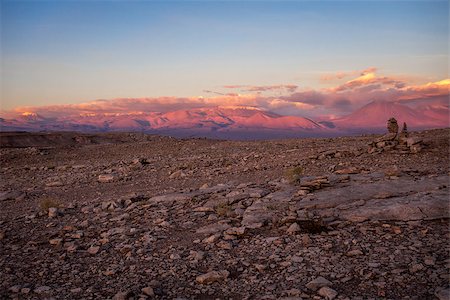 Valle de la Luna landscape at sunset in San Pedro de Atacama, Chile Foto de stock - Super Valor sin royalties y Suscripción, Código: 400-08968036