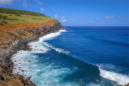 simsearch:400-09223812,k - Cliffs on Rano Kau volcano in Easter Island, Chile Stock Photo - Budget Royalty-Free & Subscription, Code: 400-08968050