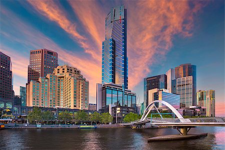 simsearch:400-08044357,k - Cityscape image of Melbourne, Australia during summer sunrise. Foto de stock - Super Valor sin royalties y Suscripción, Código: 400-08968072