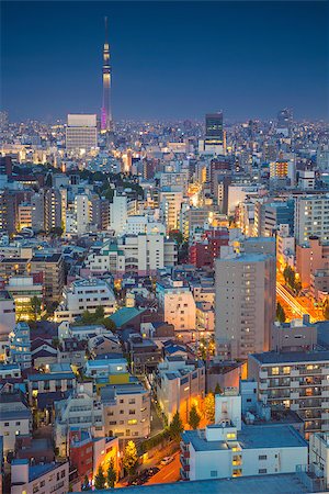 simsearch:400-08792649,k - Cityscape image of Tokyo skyline during twilight in Japan. Foto de stock - Super Valor sin royalties y Suscripción, Código: 400-08963169