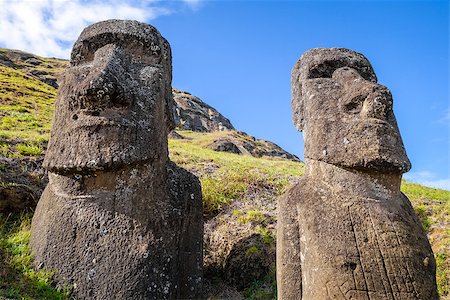 simsearch:400-09065190,k - Moais statues on Rano Raraku volcano, easter island, Chile Stockbilder - Microstock & Abonnement, Bildnummer: 400-08963358