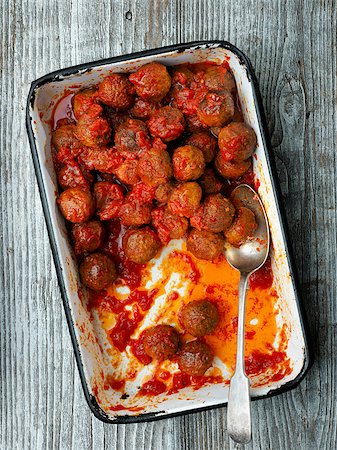 rustic tray - close up of rustic italian meatball in tomato sauce Stock Photo - Budget Royalty-Free & Subscription, Code: 400-08997292