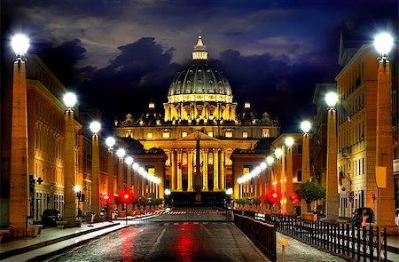 pape (religion) - Road to Vatican and cloudy sky at night, Italy Photographie de stock - Aubaine LD & Abonnement, Code: 400-09009425