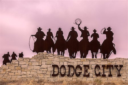 Dodge City welcome sign. Dodge City, Kansas, USA. Stockbilder - Microstock & Abonnement, Bildnummer: 400-09009533