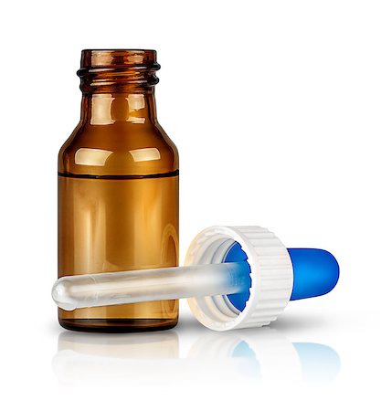 simsearch:400-07976801,k - Nasal spray isolated on white background. Bottle with medicine and pipette. Foto de stock - Super Valor sin royalties y Suscripción, Código: 400-09009857