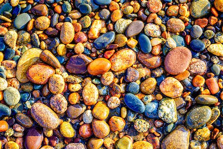 simsearch:625-02927144,k - Colorful pebbles on a Lake Superior beach in Whitefish Point, Michigan Photographie de stock - Aubaine LD & Abonnement, Code: 400-09019354