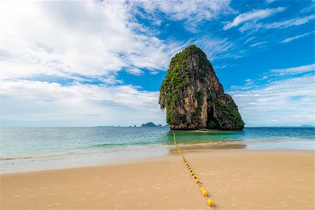 simsearch:400-09010275,k - Lonely rock in a picturesque tropical place in Thailand, sea view Photographie de stock - Aubaine LD & Abonnement, Code: 400-09010464