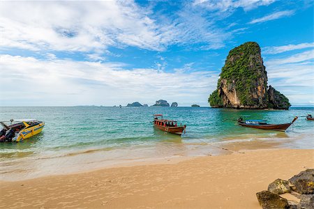 simsearch:400-09010474,k - Fast small Thai boats at Phra Nang beach in Thailand Stockbilder - Microstock & Abonnement, Bildnummer: 400-09010466