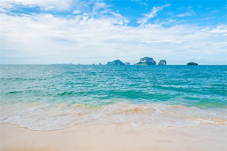 simsearch:400-09010474,k - Warm sunny weather and turquoise sea, view of the mountains on the horizon Stockbilder - Microstock & Abonnement, Bildnummer: 400-09010468