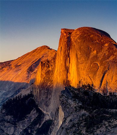 snow dome mountain - Sunset at Half Dome, Yosemite National Park Foto de stock - Super Valor sin royalties y Suscripción, Código: 400-09011183