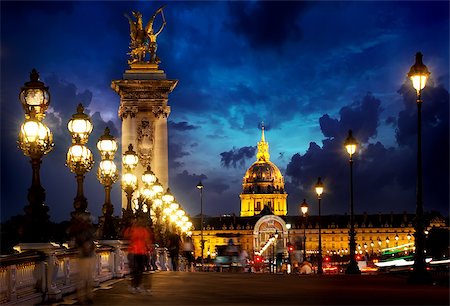 statue in paris night - Pont Alexandre III and Les Invalides in Paris in the evening, France Stock Photo - Budget Royalty-Free & Subscription, Code: 400-09028461