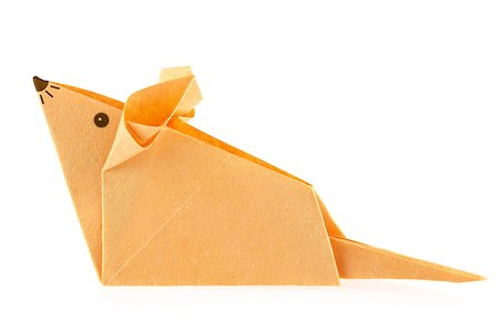 simsearch:400-09170569,k - Orange mouse of origami, isolated on white background Foto de stock - Super Valor sin royalties y Suscripción, Código: 400-09028574