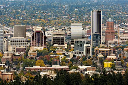 simsearch:400-07509093,k - Portland Oregon city downtown buildings skyline in fall season color Stock Photo - Budget Royalty-Free & Subscription, Code: 400-09051676