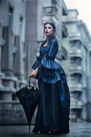 Outdoors portrait of a victorian lady in blue Stock Photo - Budget Royalty-Free & Subscription, Code: 400-09065157