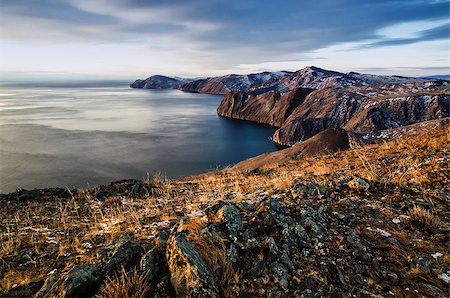 simsearch:400-09049135,k - View above big beautiful lake sunrise, Baikal lake, Russia Stockbilder - Microstock & Abonnement, Bildnummer: 400-09069662
