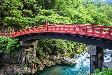 Futarasan jinja. Red wooden Shinkyo bridge, Nikko, Japan Stock Photo - Budget Royalty-Free & Subscription, Code: 400-09069899