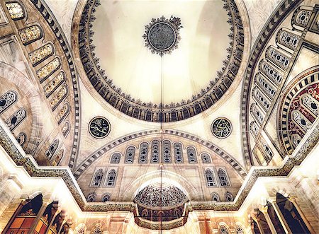 simsearch:400-05170838,k - Blue Mosque interior. Also know as the Sultan Ahmed Mosque, it is historic mosque in Istanbul, Turkey Stockbilder - Microstock & Abonnement, Bildnummer: 400-09062656