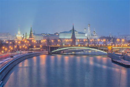 simsearch:400-07917160,k - Sunrise view of Moscow Kremlin and Moscow River in Moscow, Russia. Moscow architecture and landmark, Moscow cityscape Stock Photo - Budget Royalty-Free & Subscription, Code: 400-09063996