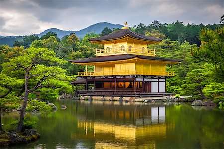 simsearch:400-06855214,k - Kinkaku-ji golden temple pavilion in Kyoto, Japan Foto de stock - Super Valor sin royalties y Suscripción, Código: 400-09070283