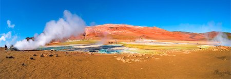 Panoramic view of geothermal active zone Hverir on Iceland, near Myvatn lake Foto de stock - Royalty-Free Super Valor e Assinatura, Número: 400-09083133